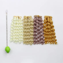 Carica l&#39;immagine nel visualizzatore di Gallery, Capelli per bambole

